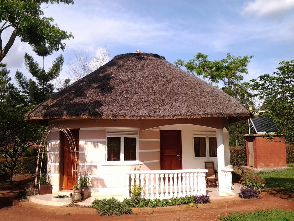 Brownstone Country Home Lira Exterior foto